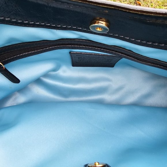 COACH Shoulder Bag Black Patent Leather Satchel Kisslock - Picture 13 of 16